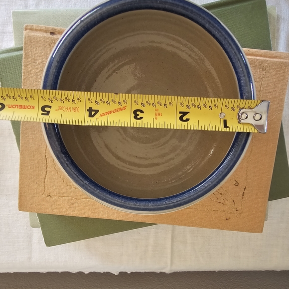 Red Wing Bowl - Picture 2 of 7